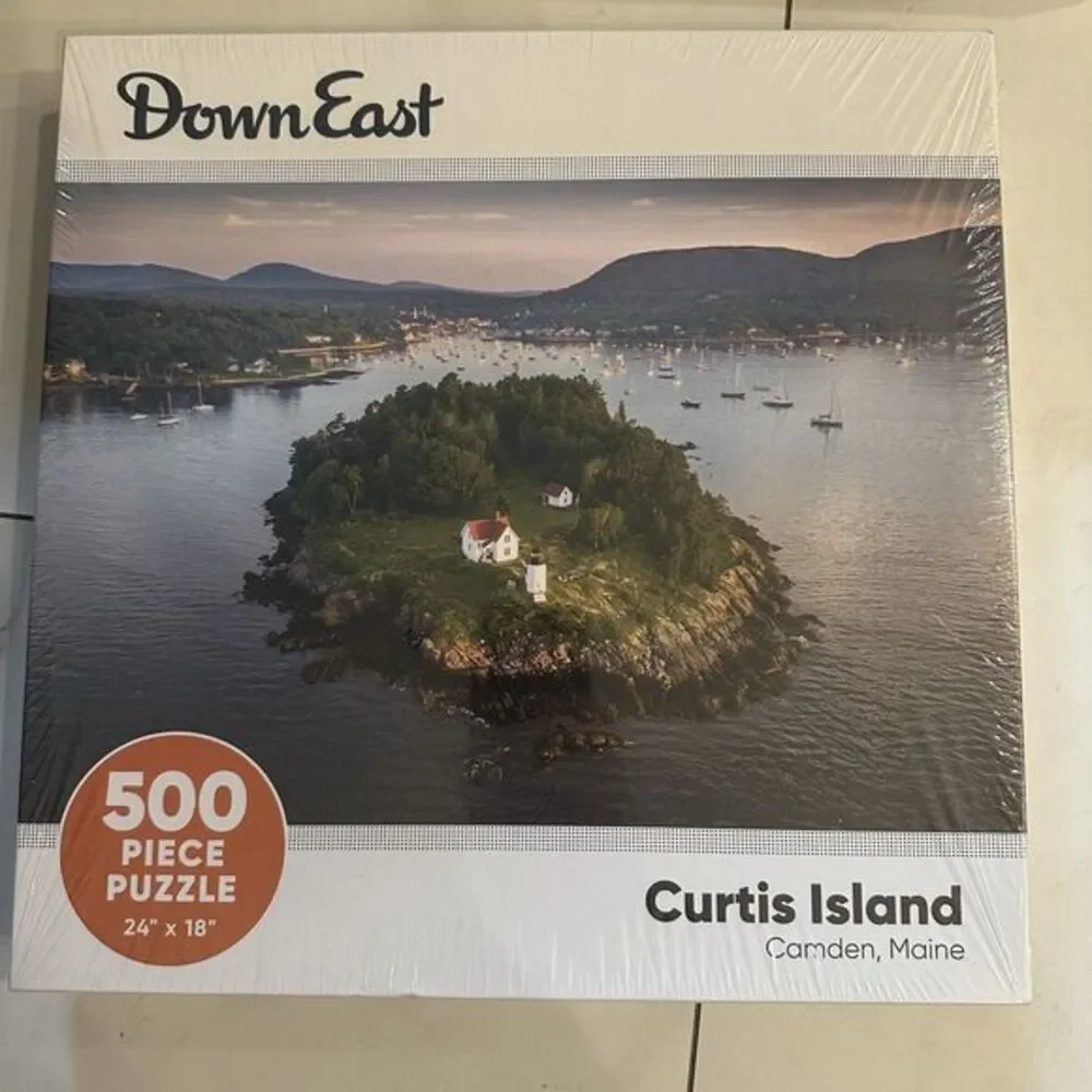 NIB Down East Curtis island puzzle